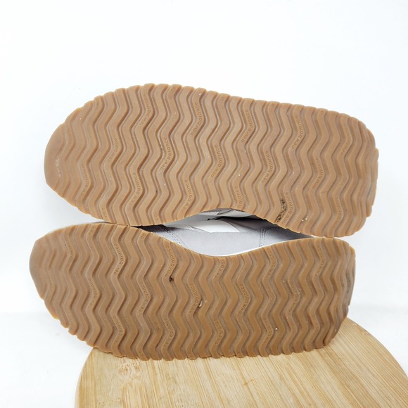 New Balance 237 Shoes Womens 9 Retro Sneaker Grey White Chunky Lace Up Low - Picture 11 of 13